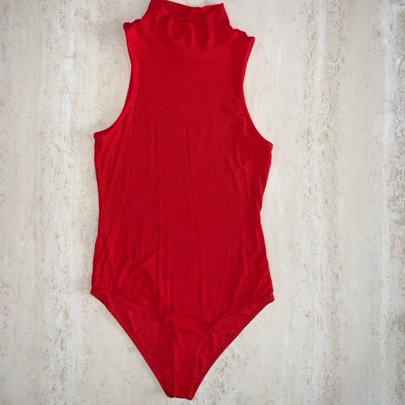 Wild fable red bodysuit - Picture 2 of 8